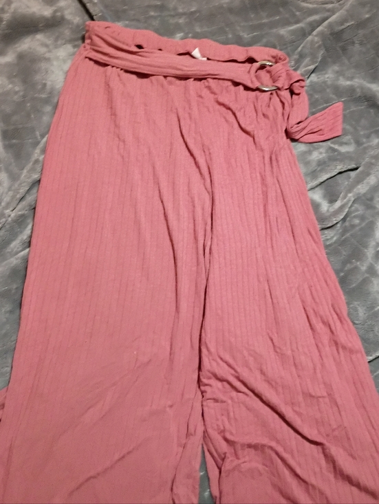 No Boundaries Pants - 💙 3 For $12 Dusty Rose Ribbed Paperbag Waist Pants